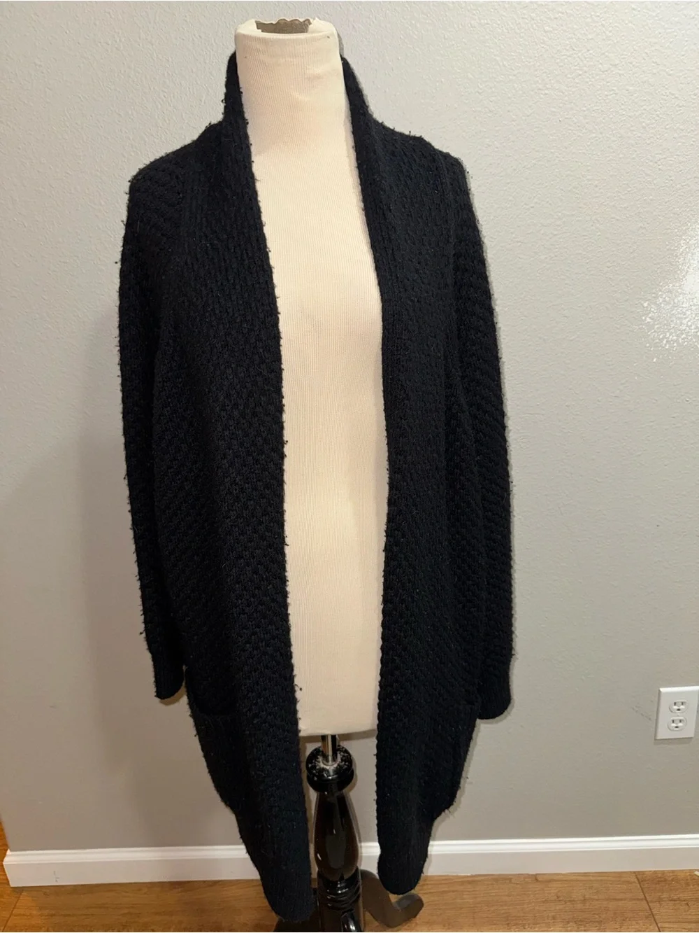 Vince long Black Wool cashmere, open Front Cardigan Large
